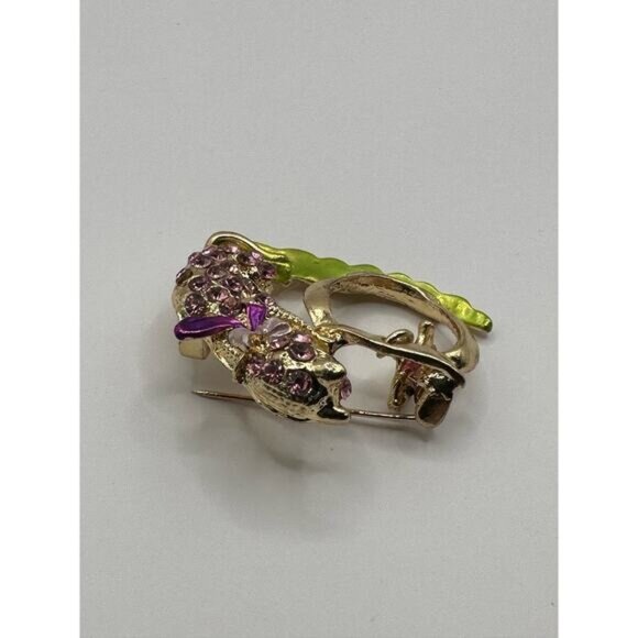 Cat & Fish Brooch Pin With Rhinestones & Enamel Accents - Picture 7 of 10